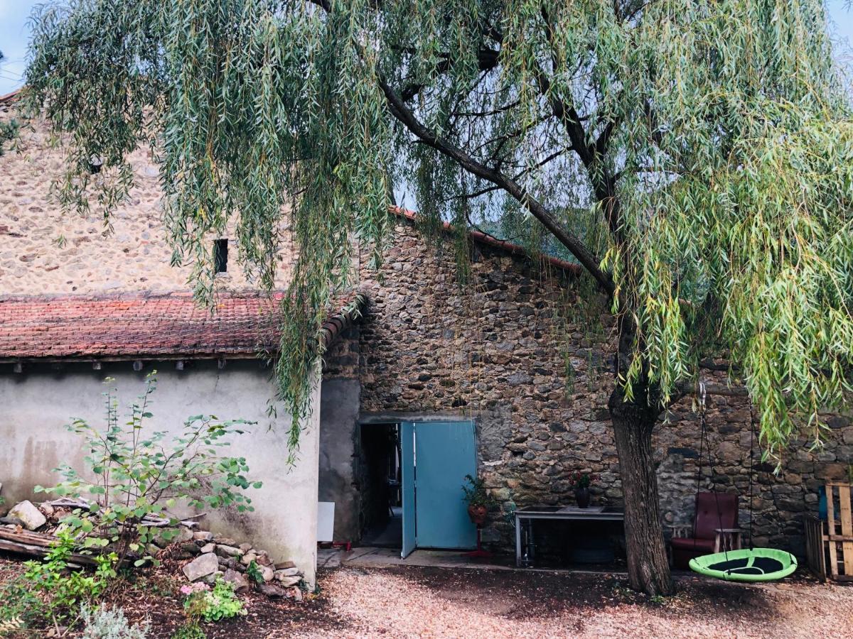 La Pommeraie Casteil 外观 照片
